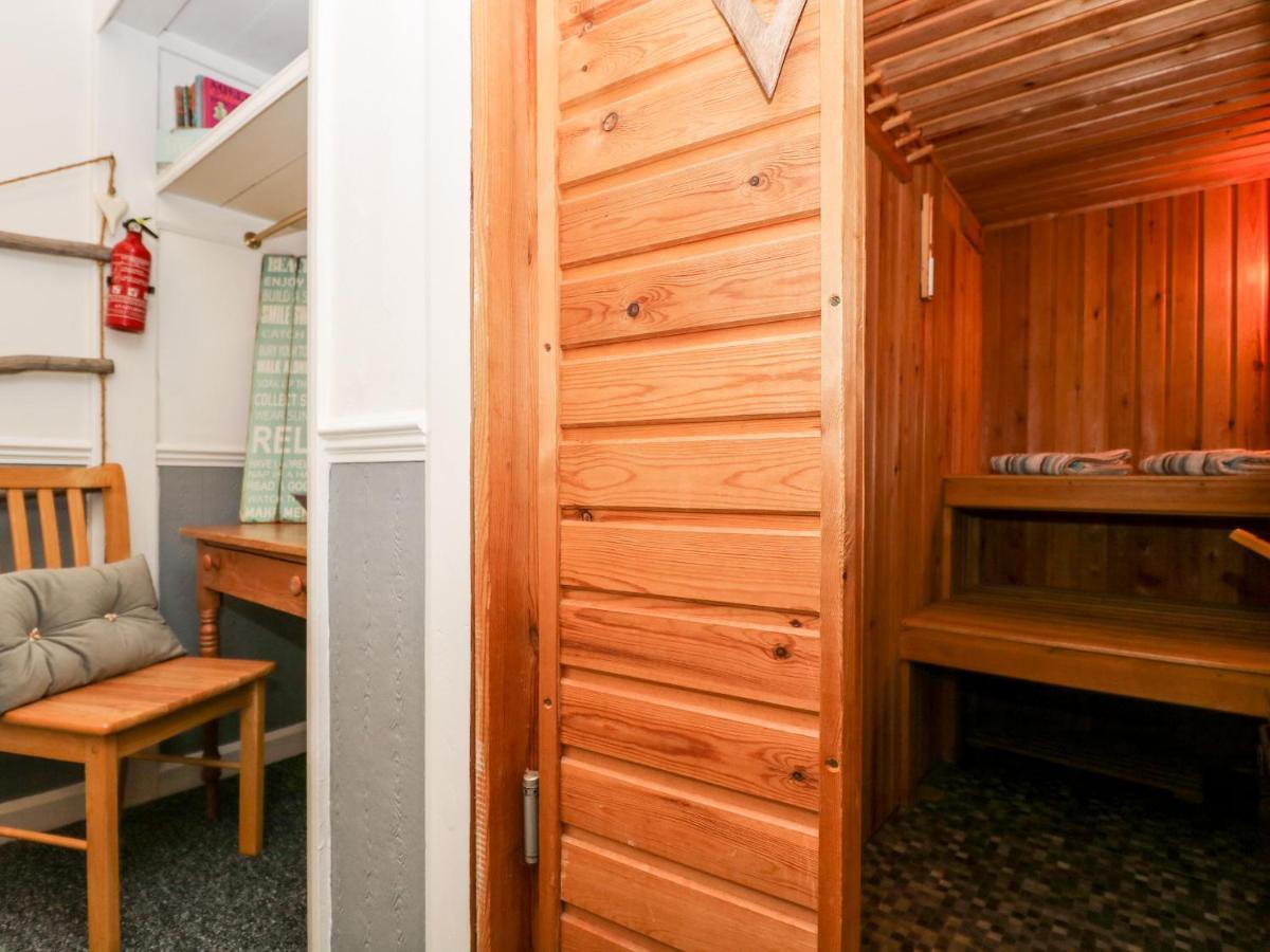 Little Beach House Сейнт Остел Екстериор снимка